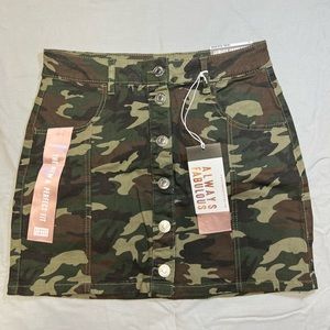 Rue 21 Almost Famous High Rise Camo Skirt Size 5